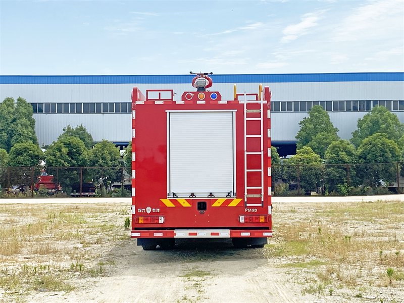 城市逆行者：消防车全景科普指南